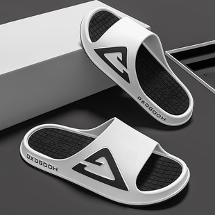 Slippers for men's home wear outdoor sports summer poop feeling bathroom wholesale non-slip deodorant sandals and slippers for couples