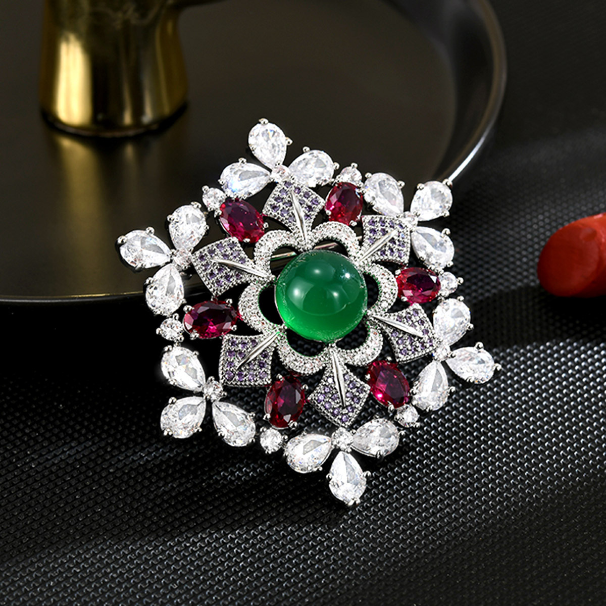 Victorian Style Colorful Diamond Zirconia Snowflake Brooch, Elegant and Stylish Women's Coat Collar Pin Brooch Accessory