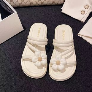 2024 New Flower Sandals Flat Indoor and Outdoor Sweet Slippers Female Internet Celebrity Women's Summer Princess Style Roman Sandals