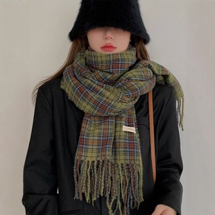 Korean Style Scarf Women's Autumn and Winter Green Plaid All-match Thickened Warm Shawl High-grade Atmosphere Tassel Scarf