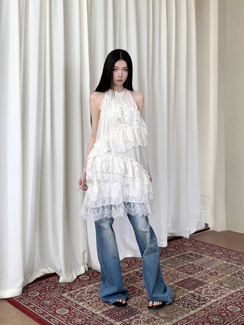 Heavy-Duty Craftsmanship with Hazy Material Splicing_ Dusk Gray and White Layered Dress