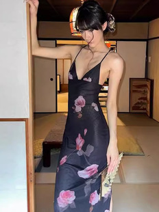 European and American Style 2024 Summer New Women's Sexy V-Neck Backless Fashion Printed Neck Hanging dress
