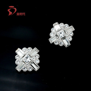 Exquisite square diamond-encrusted glass diamond buckle fashion net red explosions metal buckle women's top coat shirt accessories wholesale