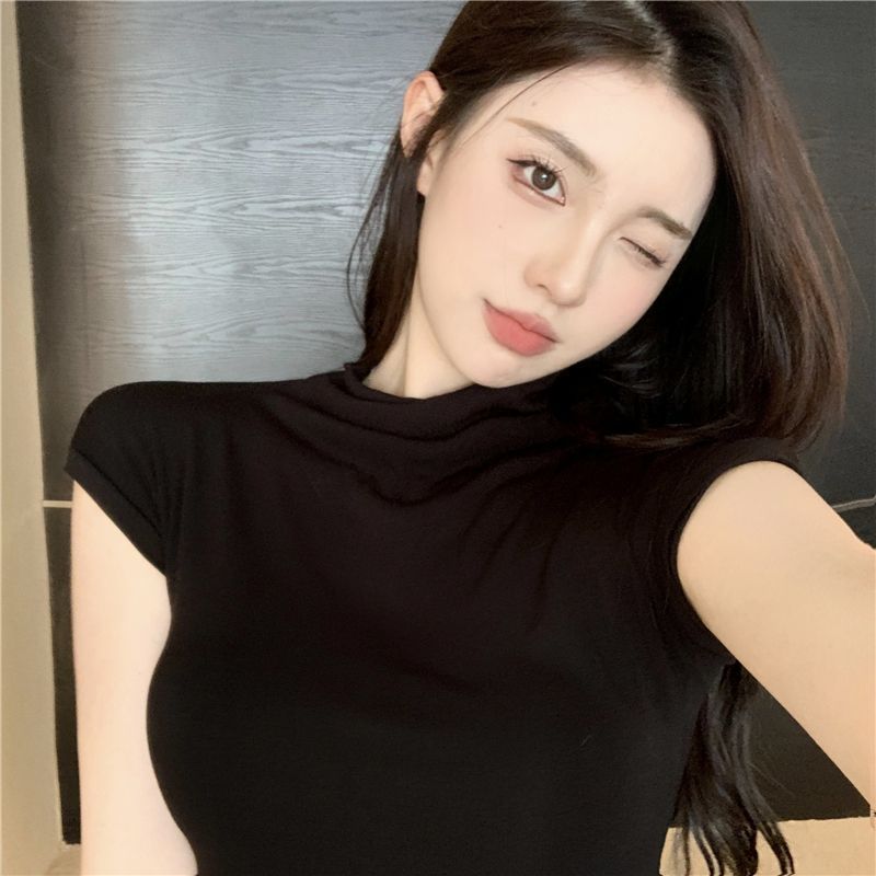 순수한 욕망 스타일 반 높은 칼라 짧은 소매 꽉 바지 셔츠 2025 여름 새로운 우아한 여성 티셔츠 블랙 탑