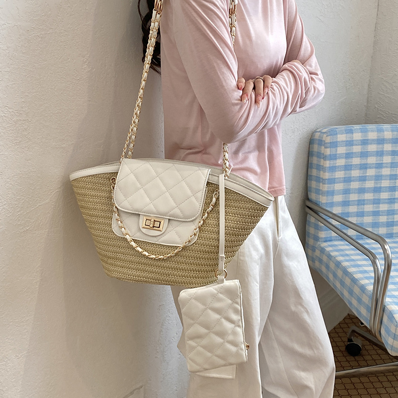 Cross-Border 2026 Spring New Holiday Style Basket Bag Woven Bag Women's Beach Straw Bag Versatile Shoulder Tote Bag