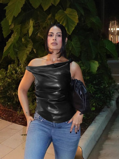 2024 Winter New Sexy Trendy Oblique Collar Shoulder Slim Fit Pleated Asymmetrical Exhipium Leather T-shirt Top Women
