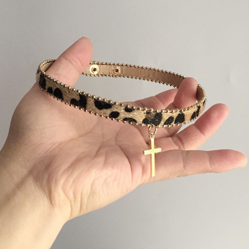 Retro Plush Brown Leopard Print Choker Leather Collar for Women Y2K Sweet and Cool Sexy Style High-End Niche Thin Necklace