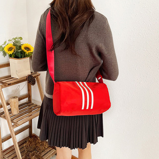 Ретро 2025 Best Fang Little Fang Bag Женская сумка большая вместимость нейлон сумка повседневная сумка на плечо трансграничная мягкая кожа