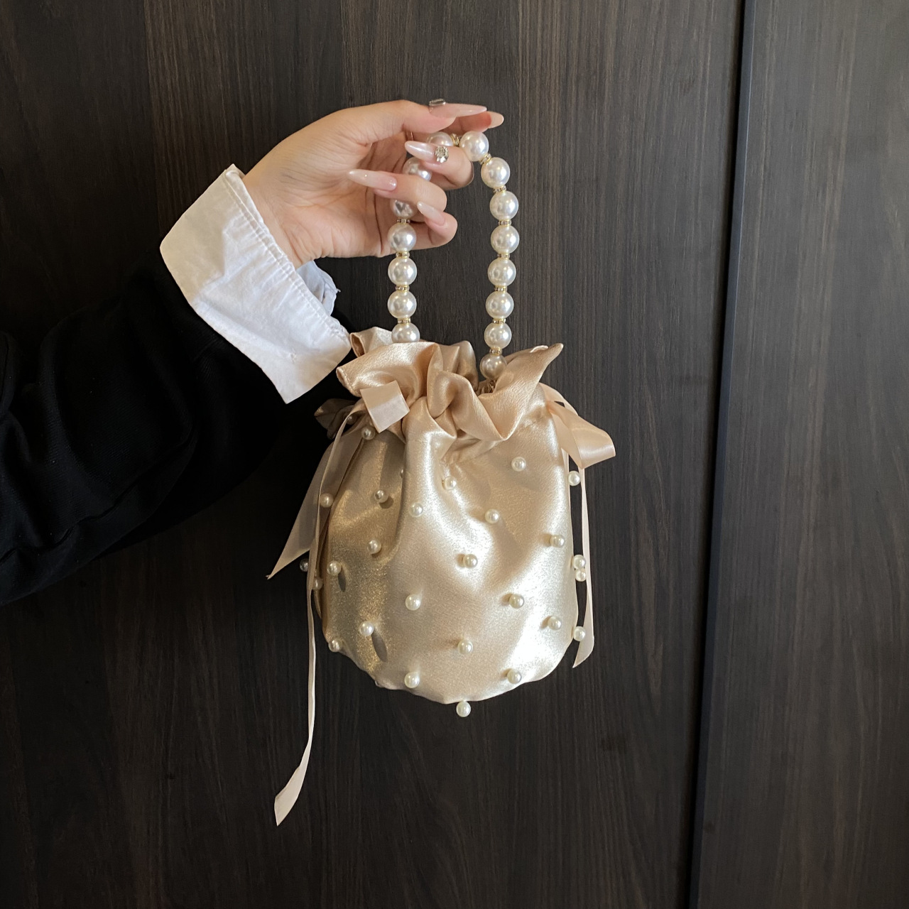 Pearl Handbag Bucket Bag, Niche Design, Shoulder Bag/Crossbody Bag, Women's Gift/Bridal Bag, Export Special 2025 New Arrival