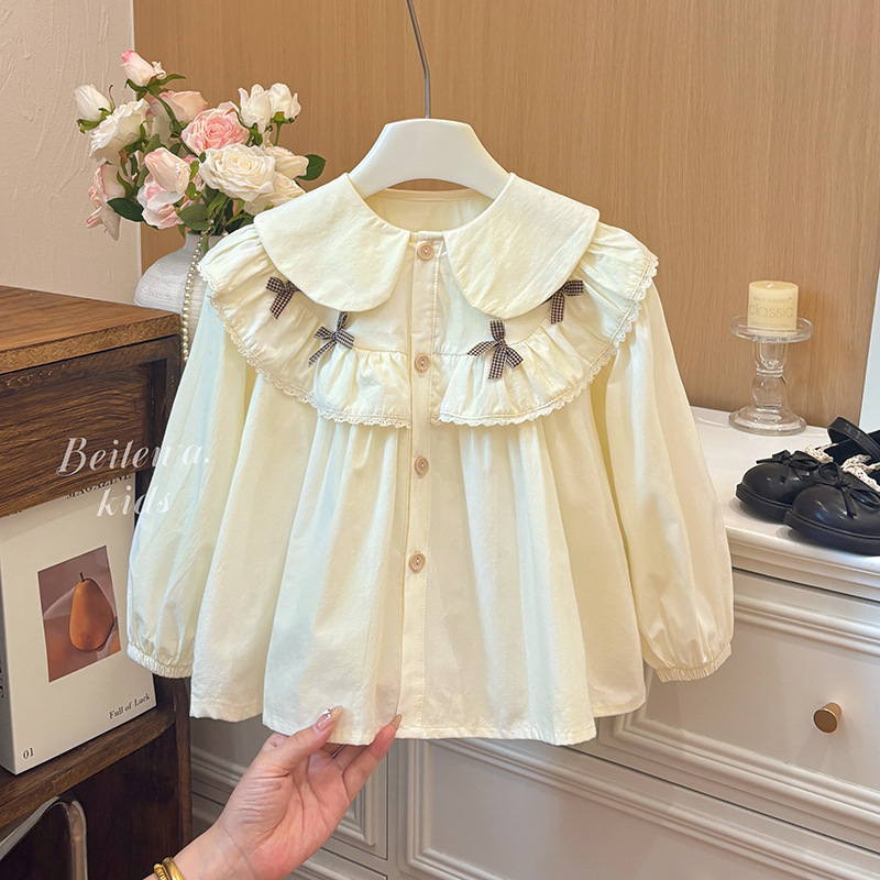 New spring and autumn style shirt for girls with bow and lace trim, trendy and versatile outerwear for baby girls.