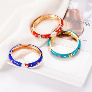Manufacturer Wholesale Cloisonne Retro Jewelry Bracelet Alloy Cartoon Ethnic Style Electroplated Kitten Open Bracelet for Men and Women