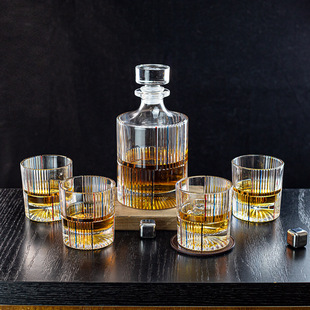 Factory wholesale new spot painted vertical stripes wine bottle set color whiskey wine set