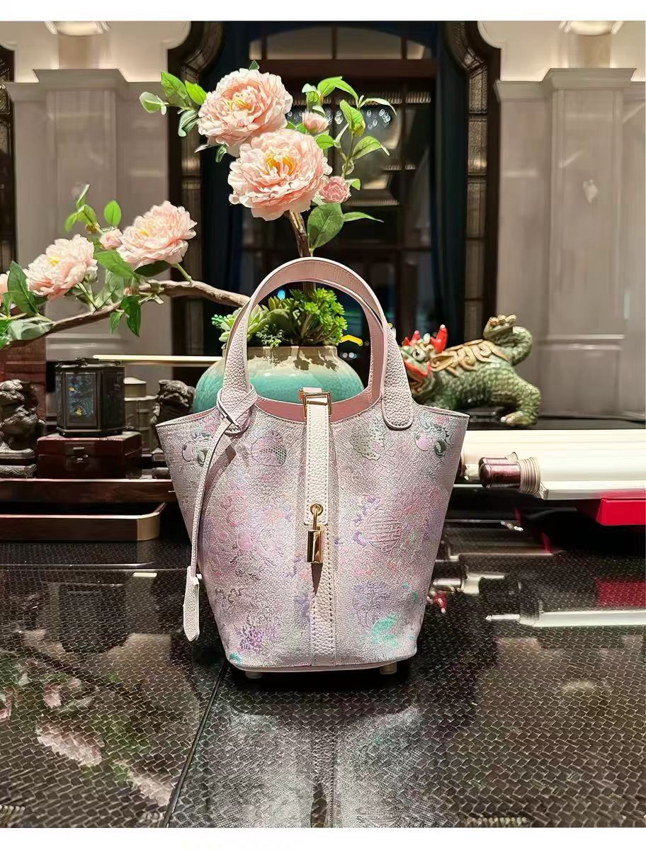 Intangible Cultural Heritage Song Brocade Bucket Bag for Women, 2025 New Style, Chinese Style, Light Luxury, High-End, Stylish Vegetable Basket Handbag
