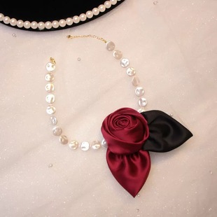 Rose Flower Imitation Pearl Necklace New Chinese Exaggerated Fashion Necklace Light Luxury High-end Necklace Accessories Women Wholesale