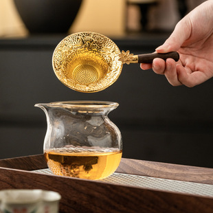 Fish Play Lotus Pond Tea Leakage Tea Filter Wooden Handle Anti-scalding Tea Filter Light Luxury Tea Set Accessories Public Cup Tea Tea Strainer