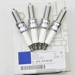 A 0041594403 Подходит для автомобильных свечей зажигания Mercedes-Benz E200C260S-Class R-Class M-Class G GLK PLKR7B8E