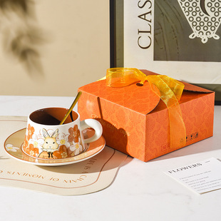 Small fragrant style ceramic coffee cup and saucer suit with spoon gift box high-level afternoon tea tableware retro style companion gift