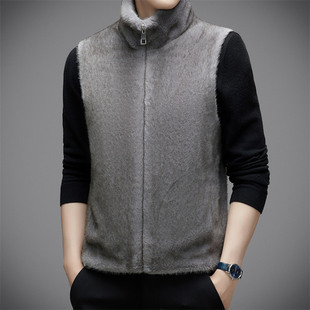 2024 Young and Middle-Aged Men's Casual Warm Reversible Leather Plush Vest Sleeveless Jacket All-In-One Velvet Vest