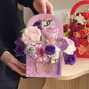 3.8 Goddess Festival flower packaging new butterfly bronzing portable box floral gift packaging box wholesale