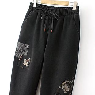 200 Jin Middle-aged and Elderly Mothers Embroidered High Waist Elastic Waist Elastic Jeans for Autumn and Winter