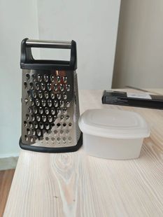 Stainless steel four-side melon Planer arc four-side planer arc Planer multi-function melon and fruit peeler ginger garlic cheese grinder