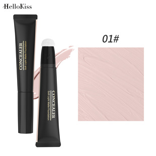Жидкость для основы Hellokiss увлажняет и естественно осветляет