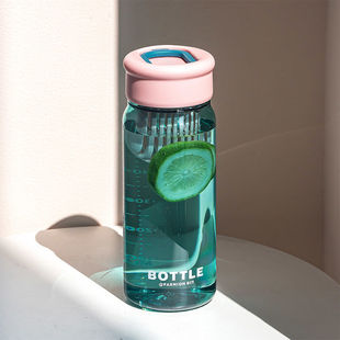 New high color value magnetic bomb bubble cup tritan men's sports tea separation cup portable large capacity water bottle