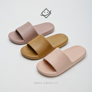 2024 New Japanese style simple spring and summer home non-slip slip slip-on slippers outer wear flat one-word bathroom slippers couple