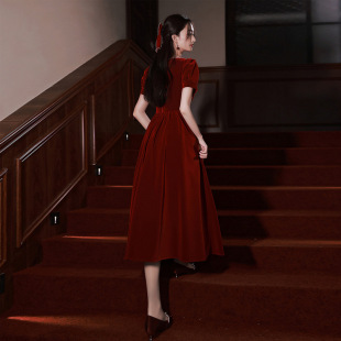 High-end Chinese Short-sleeved Toast Dress for Bride wine red Small Engagement Dress for Women in Spring