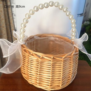 New Hand-held Willow Flower Basket Handmade Rattan Straw Tassel Festival Wedding Gift Princess Small Basket Rattan Basket