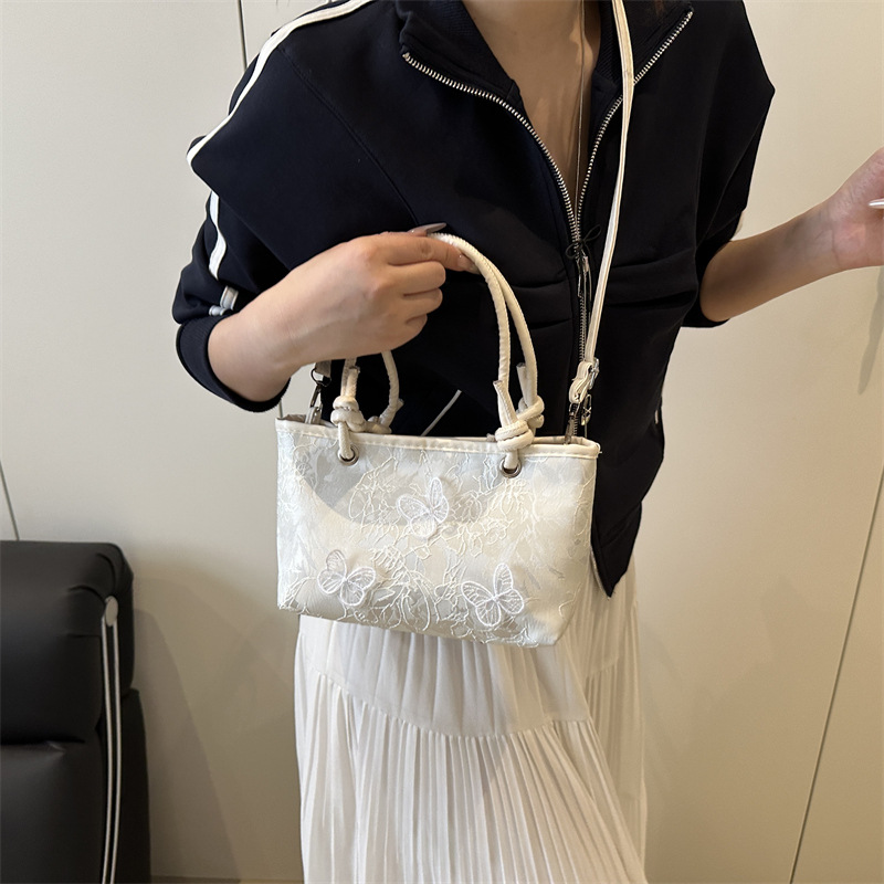 New Chinese style high-value handbag, 2025 spring new style, embroidered bucket bag, niche shoulder/crossbody bag.