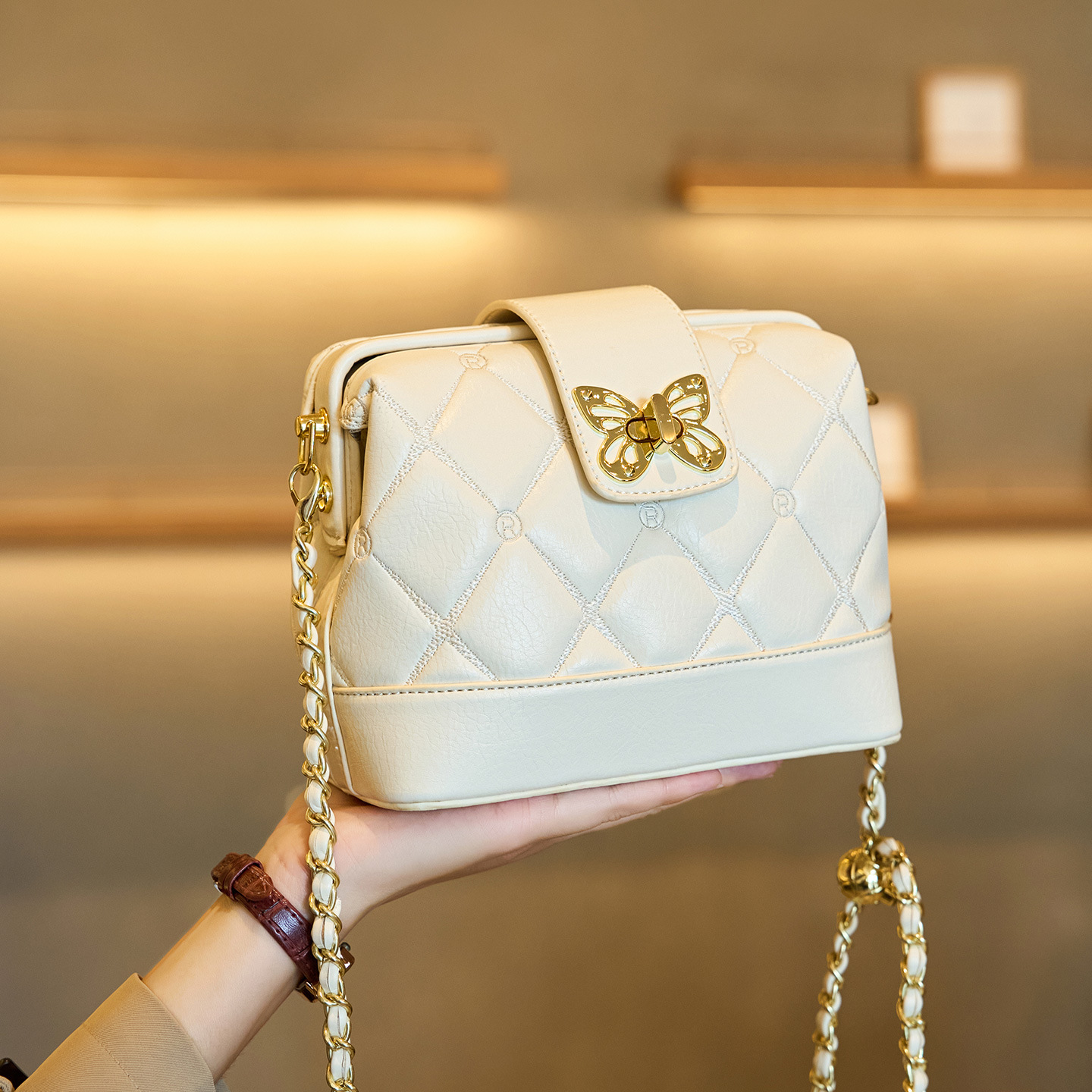 2026 New Chanel-Style Quilted Women's Bag with Chain, Versatile Shoulder/Crossbody Bag, Sophisticated Small Square Bag for Women