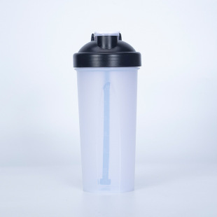 Sports plastic water Cup portable summer universal drop-proof tea cup large capacity 600ml with straw engraved logo