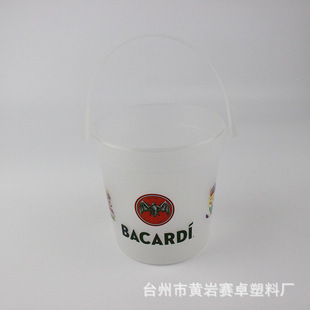Factory direct supply children's plastic bucket small beach bucket portable toy bucket can be customized color logo