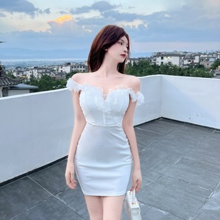 5543 Sexy Lace Stitching One-character Collar Bag Hip Pure Desire Temperament Tight Base Vest Tight Waist Sling dress