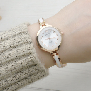 Korean Style Women's Bracelet Watch with Digital Noodles All-match Fresh Style Women's Watch Fashionable and Fashionable Girlfriend Rose Gold Chain Watch