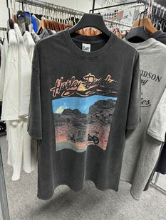 American Retro High Street Loose Casual Washed and Distressed Vintage Couple Short-Sleeved Round Neck T-Shirt for Men and Women