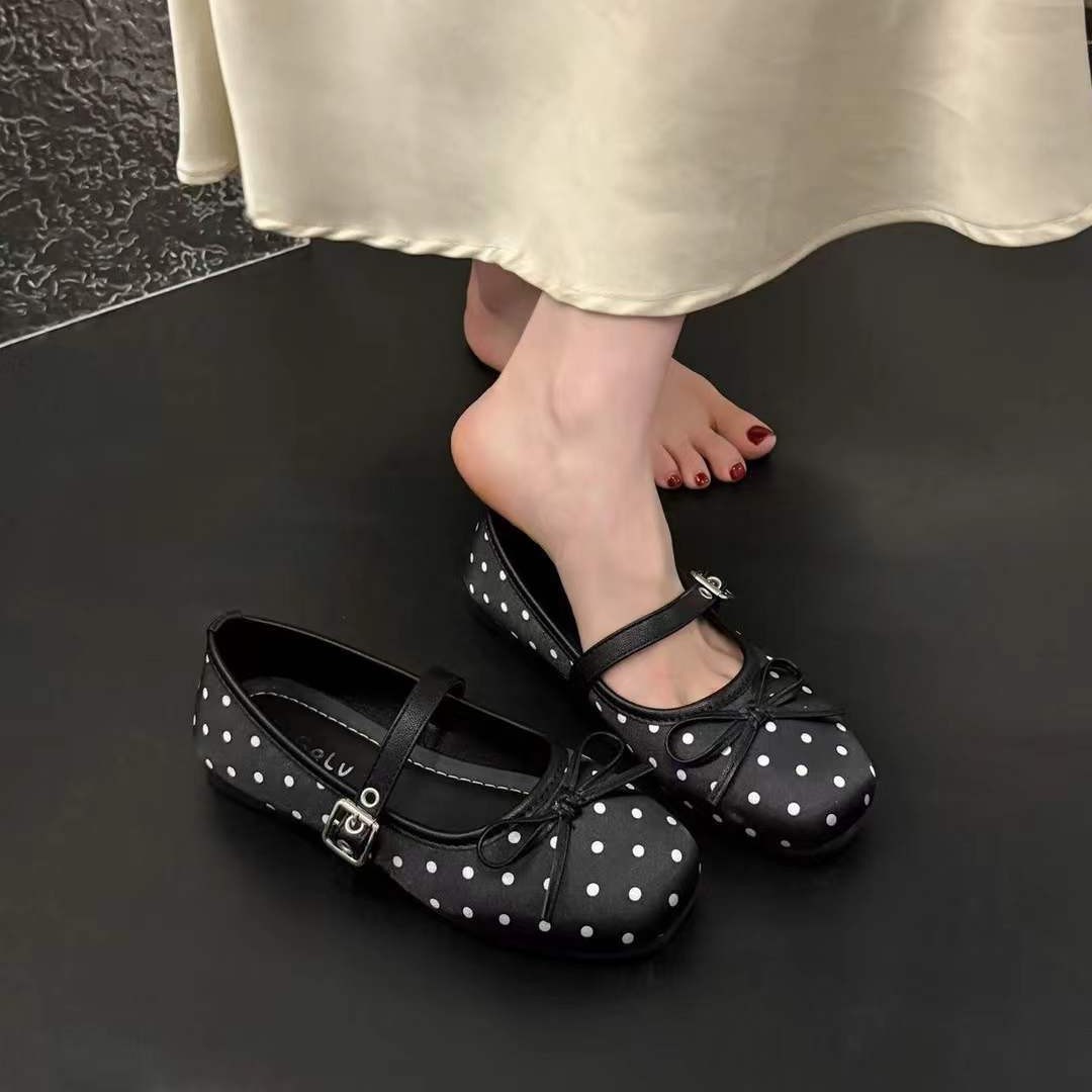 波点玛丽珍鞋女2026新款春季蝴蝶结一字带单鞋配裙子小单鞋