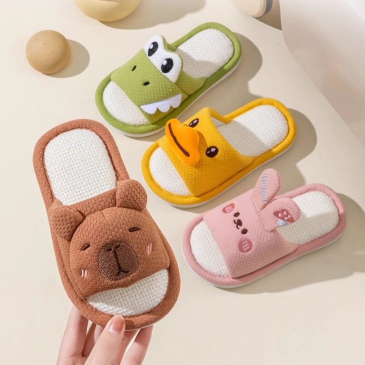 Cartoon animal summer children's linen slippers, casual all year round, lightweight, suitable for boys and girls, indoor home slippers.