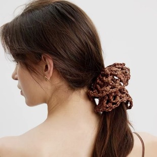 Hand-woven raffia hair ring hollowed-out design high-end sense niche all-match large intestine hair ring crocheted headdress hair accessories