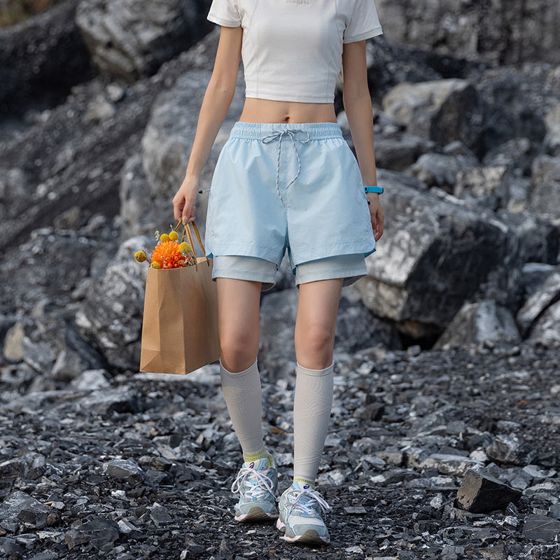 2026 Summer New Outdoor Versatile Mountain Style Color-Blocking Two-In-One Shorts for Women, Loose Running Cross-Border Three-Quarter Shorts for Women