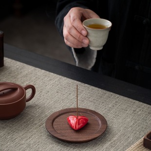 Creative niche line incense incense incense incense burner indoor ceramic sugar triangle incense stand incense stand incense holder
