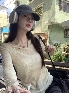 Design Sense V-neck Micro-transparent Sunscreen T-shirt Women's Autumn Lazy Style Niche Button Thin Slim-fit All-match Blouse Top