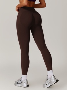 Cross-border Hip-lifting Peach Hip Yoga Pants No Embarrassment Line Tight Seamless Sports Style Fitness Pants Women's Quick-drying Three-waist