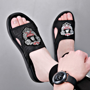Summer New Men's One-line Trendy Brand Embroidered Men's Slippers Soft Bottom Lightweight Fashionable All-match Men's Beach Shoes