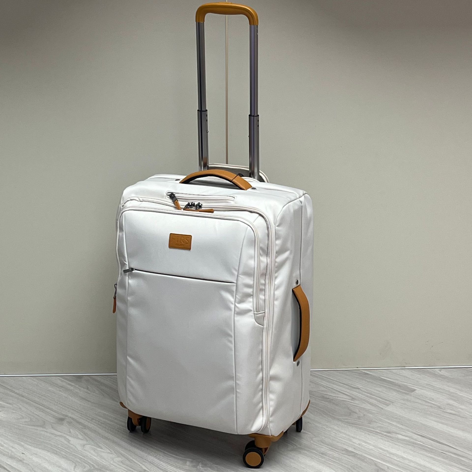 Ultra-light Oxford cloth luggage case with universal wheels, boarding case, trolley case, suitcase, wholesale suitcase, exported to Japan
