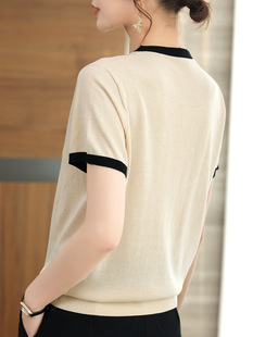 Middle-aged women's summer ice silk shirt new 40-50 year old mother summer short sleeve T-shirt fashion thin two-piece suit