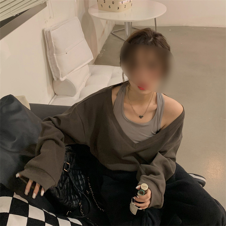 오펜스토어 스타일의 투피스 느낌의 V넥 오프숄더 숏탑 여성용 봄가을 의류, 독특한 디자인의 얇은 패셔너블 티셔츠
