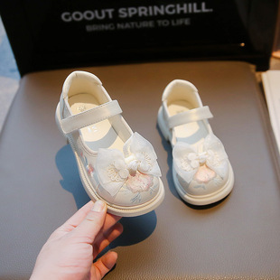 Girls' Embroidered Hanfu Shoes 2024 Spring and Autumn New Children's New Chinese Style Shoes Guofeng Princess Shoes Antique Single-layer Shoes Leather Shoes