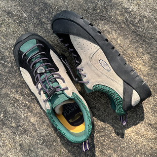 2023 New Mountain Outdoor Shoes Camping Casual Non-slip Hiking Shoes Women's Hiking Shoes Men's Couple's Foreign Trade